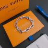 LV bracelet 11ly239