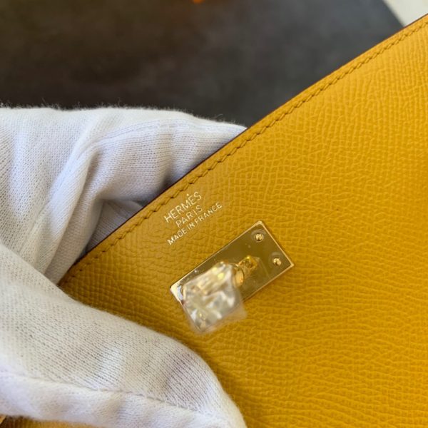 HERMES KELLY CLASSIQUE TO GO WALLET YELLOW