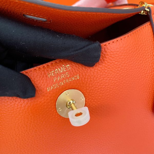 HERMES LINDY MINI TOGO BAG GOLD HARDWARE ORANGE 19CM