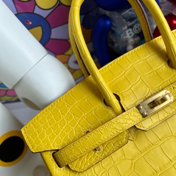 HERMES BIRKIN ALLIGATOR MATTE M9 MARIGOLD YELLOW GOLD HARDWARE 25CM