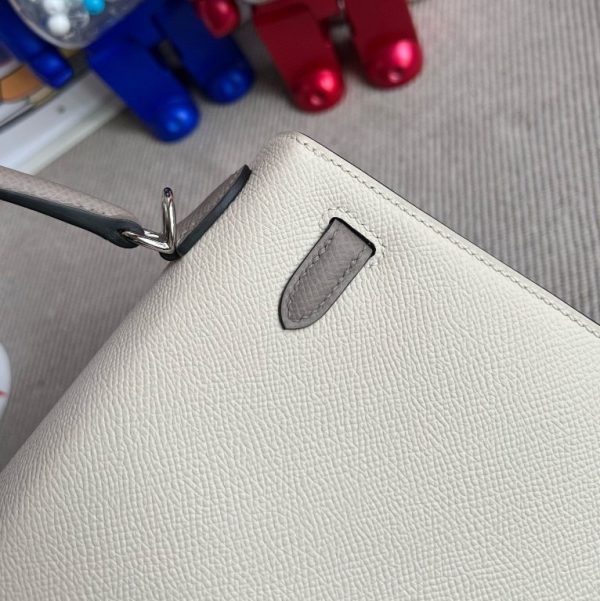 HERMES KELLY EPSOM CK10 CREAMY WHITE & M8 GRIS ASPHALTE SILVER HARDWARE 25CM