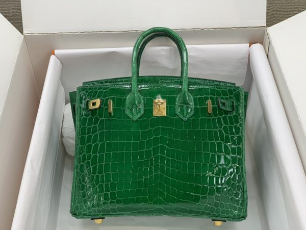 HERMES BIRKIN 30 CROCODILE GOLD-TONED HARDWARE DARK GREEN