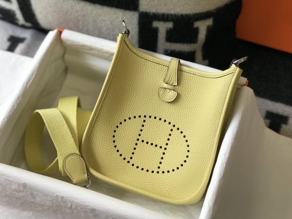 HERMES EVELYNE 16 AMAZONE LEMON YELLOW BAG 16CM