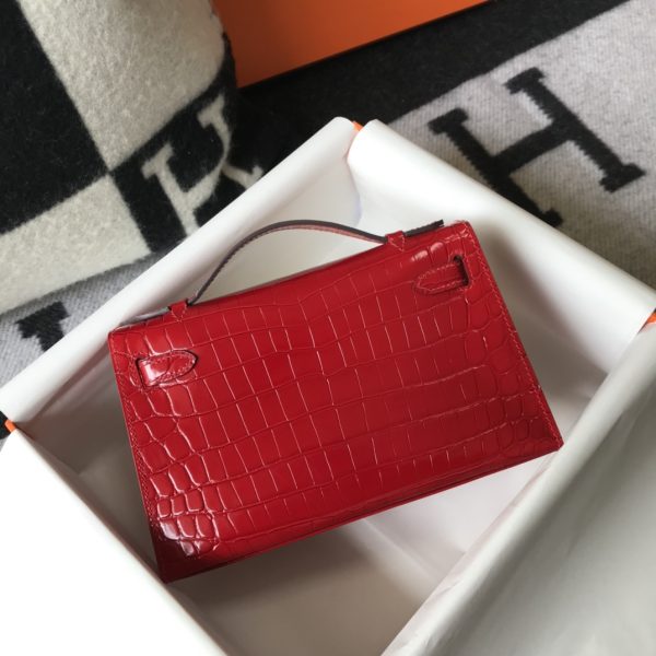 HERMES MINI KELLY POCHETTE CROCODILE GOLD TONED HARDWARE RED 22CM