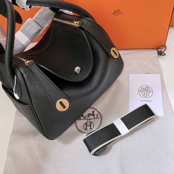 HERMES LINDY MINI TOGO BAG GOLD HARDWARE BLACK 19CM