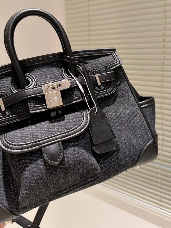 HERMÈS BIRKIN CARGO BAG BLACK 25CM