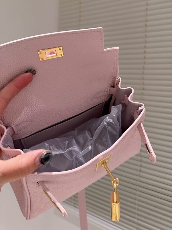 HERMÈS BIRKIN TOGO LIGHT PINK 20CM