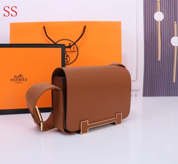 HERMES GETA BLACK CHEVRE GOLD HARDWARE BROWN 20CM