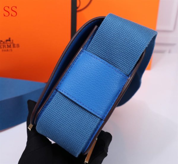 HERMES GETA BLACK CHEVRE GOLD HARDWARE BLUE 20CM