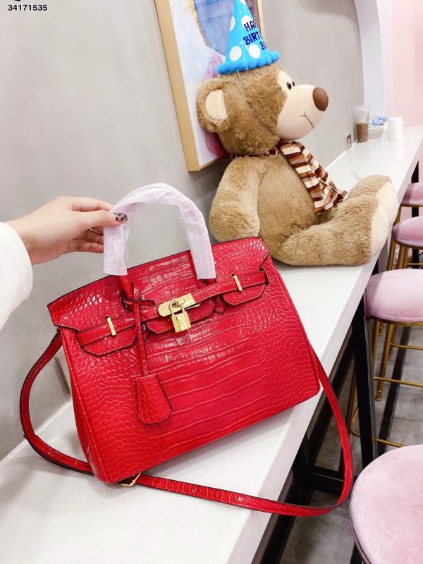 HERMES A SHINY SANGUINE POROSUS CROCODILE BIRKIN 30 WITH GOLD HARDWARE RED 30CM