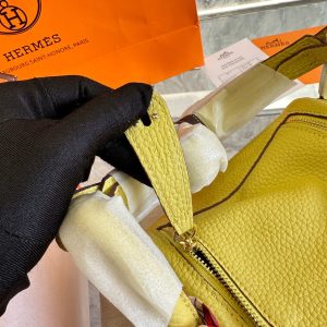 HERMES LINDY MINI BAG YELLOW WITH GOLD HARDWARE 19CM