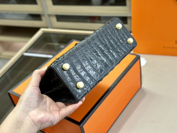 HERMES KELLY CROCODILE BLACK 25CM