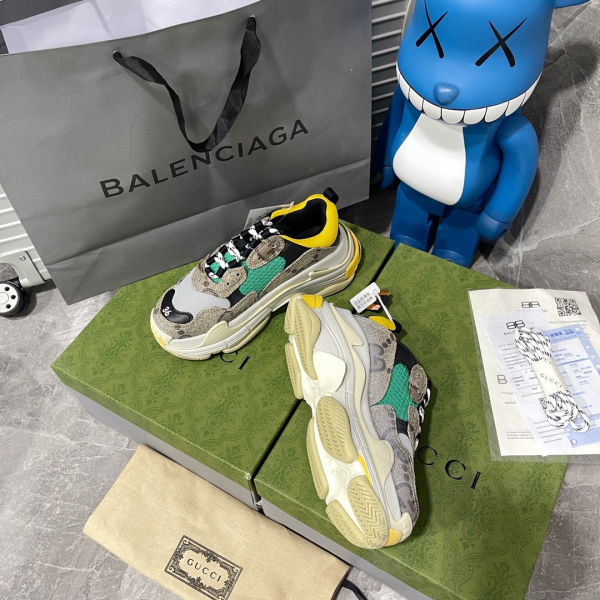 Gucci x Balenciage joint model