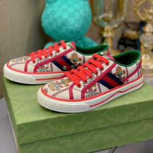 Gucci 1977 canvas shoes for couples