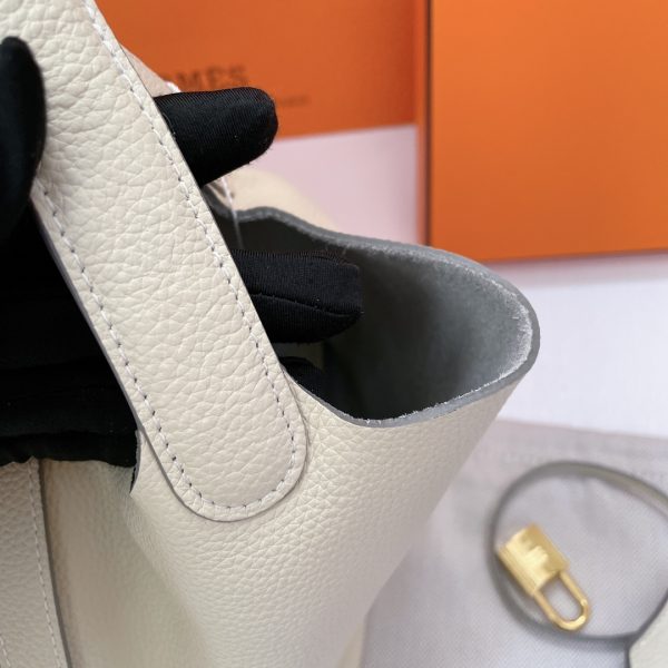 HERMES PICOTIN CLEMENCE GOLD HARDWARE WHITE 22CM