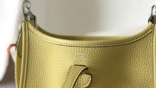 HERMES EVELYNE 16 AMAZONE LEMON YELLOW BAG 16CM