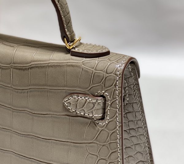 HERMES MINI KELLY CROCODILE GOLD-TONED HARDWARE DARK BEIGE 19CM