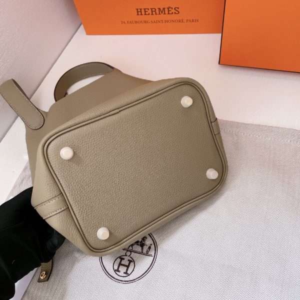 HERMES PICOTIN CLEMENCE GOLD HARDWARE BEIGE 22CM