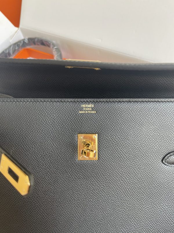 HERMES KELLY SELLIER EN DESORDRE EPSOM GOLD-TONED HARDWARE BLACK 25CM