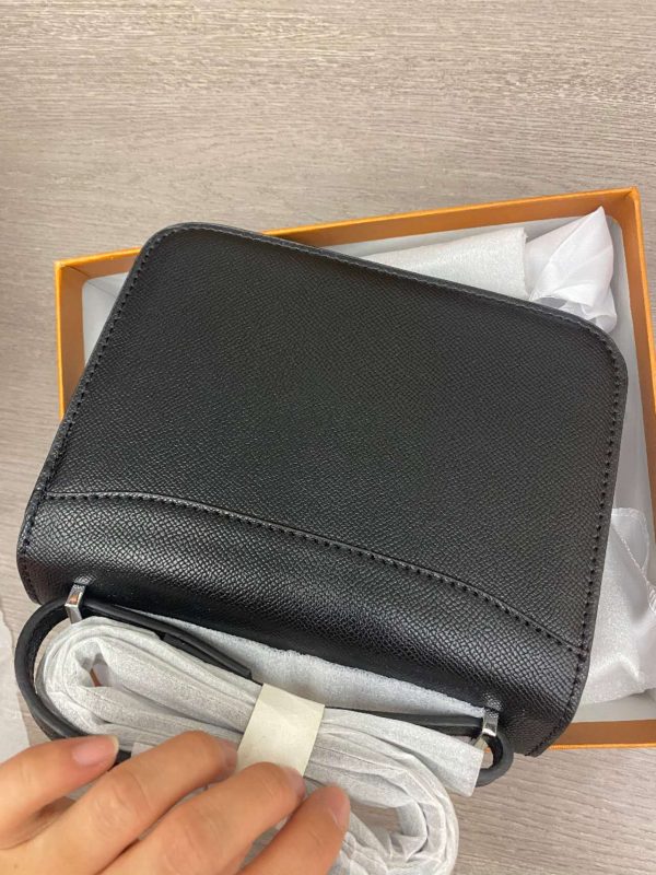 HERMES CONSTANCE EPSOM CK89 BLACK SILVER HARDWARE 18CM