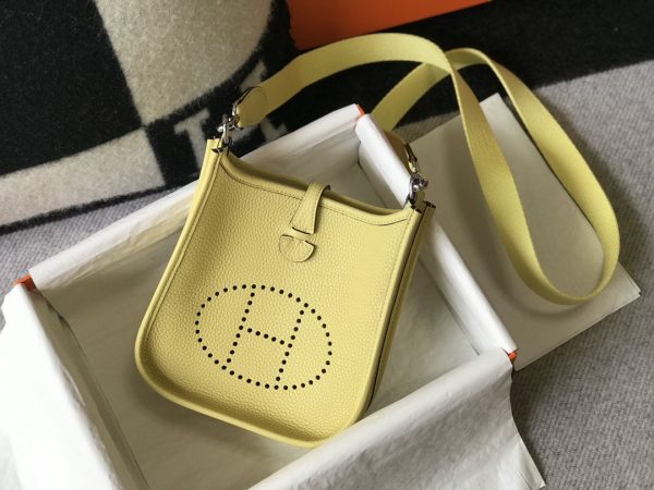 HERMES EVELYNE 16 AMAZONE LEMON YELLOW BAG 16CM