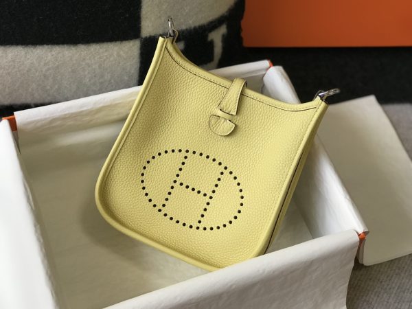 HERMES EVELYNE 16 AMAZONE LEMON YELLOW BAG 16CM