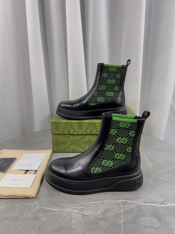 Gucci Supreme Chelsea Boots