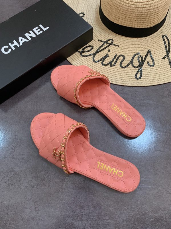 Chanel slipper