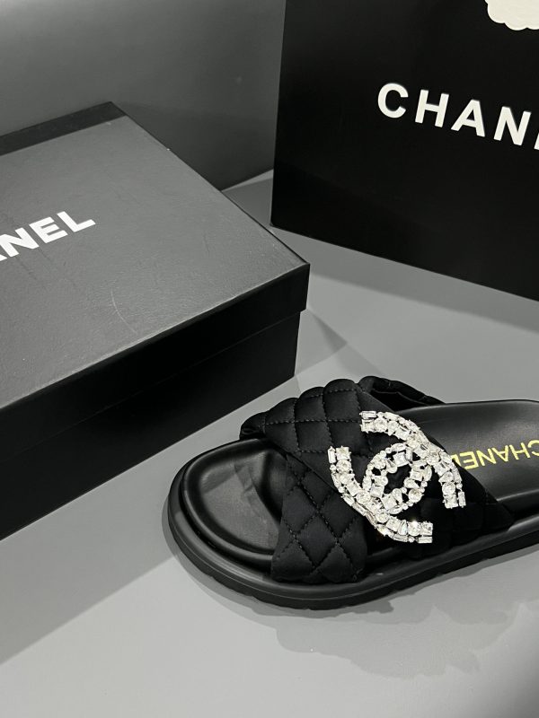 Chanel  Summer Slides