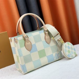 OnTheGo PM – Louis Vuitton