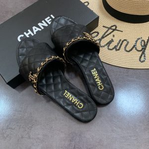 Chanel slipper