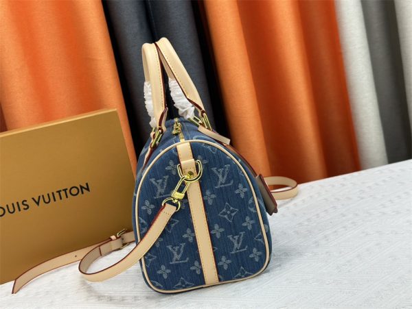 LOUIS VUITTON Speedy Bandouliere 25