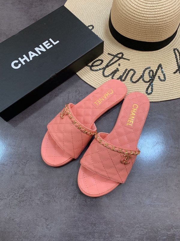 Chanel slipper