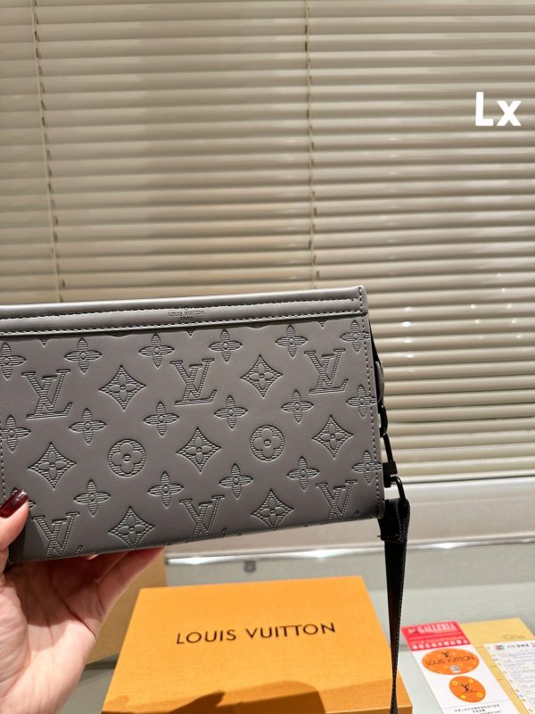 LOUIS VUITTON Monogram Eclipse Gaston Wearable Wallet