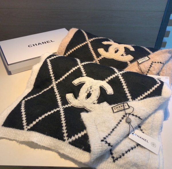 Luxury Edition Chanel Scarf 011