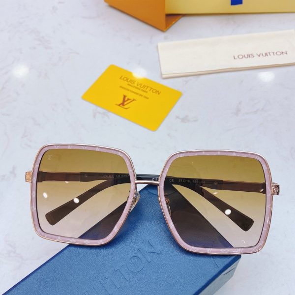 Louis Vuitton Link Cat Eye Sunglasses