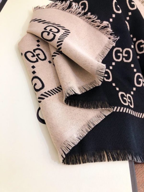 Luxury Edition GG Scarf 037