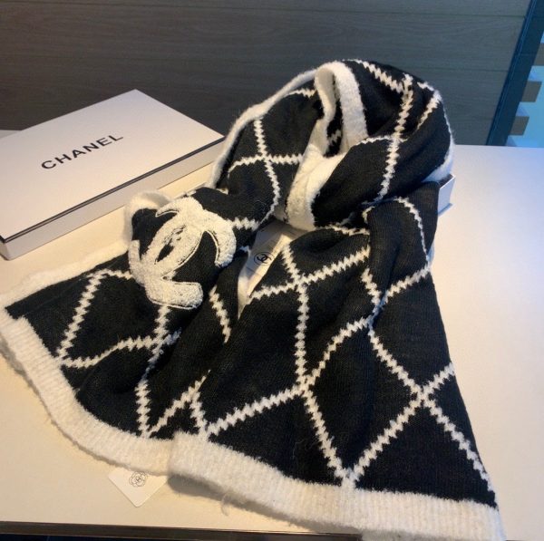 Luxury Edition Chanel Scarf 011