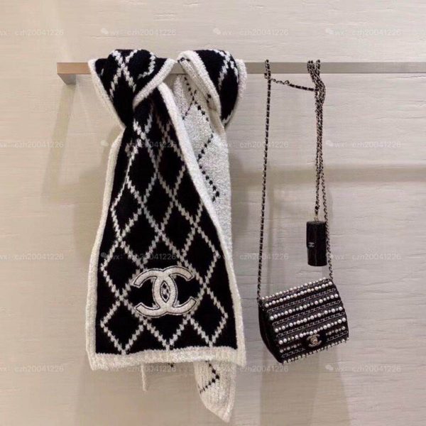 Luxury Edition Chanel Scarf 011