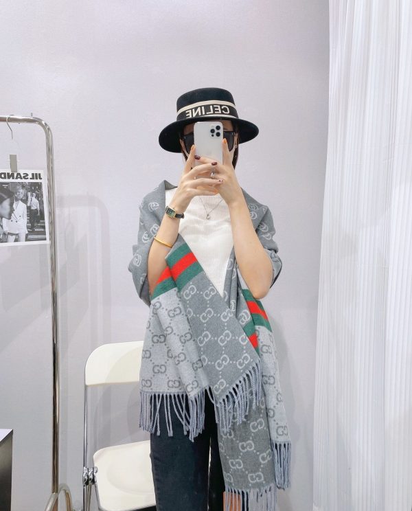 Luxury Edition GG Scarf 021