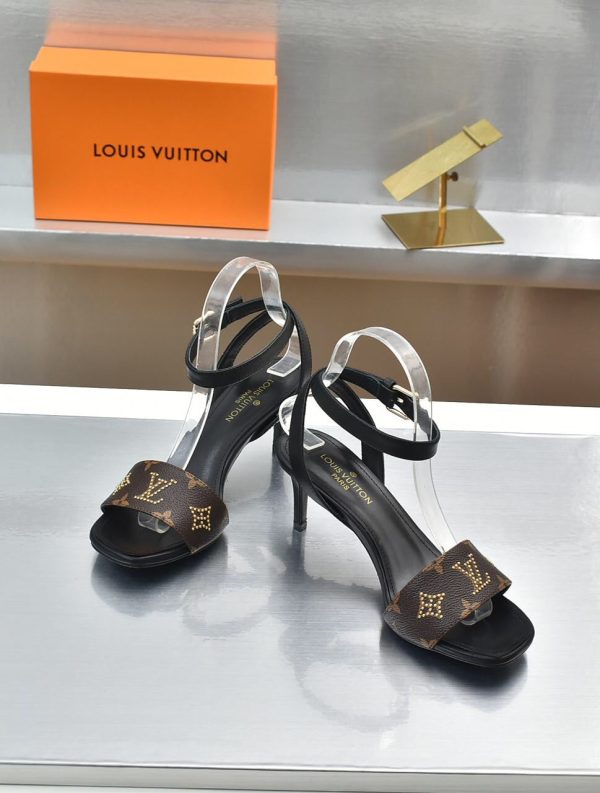 Designer LV High Heel Shoes 003