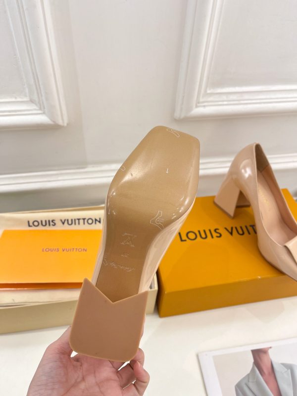 Designer LV High Heel Shoes 007