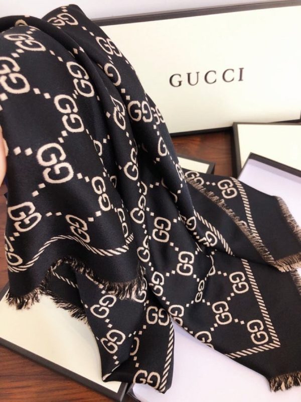 Luxury Edition GG Scarf 037