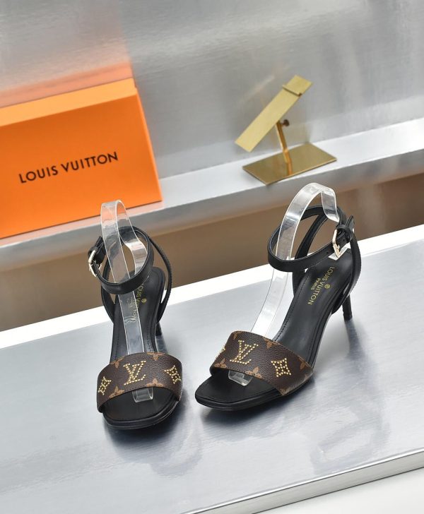 Designer LV High Heel Shoes 003