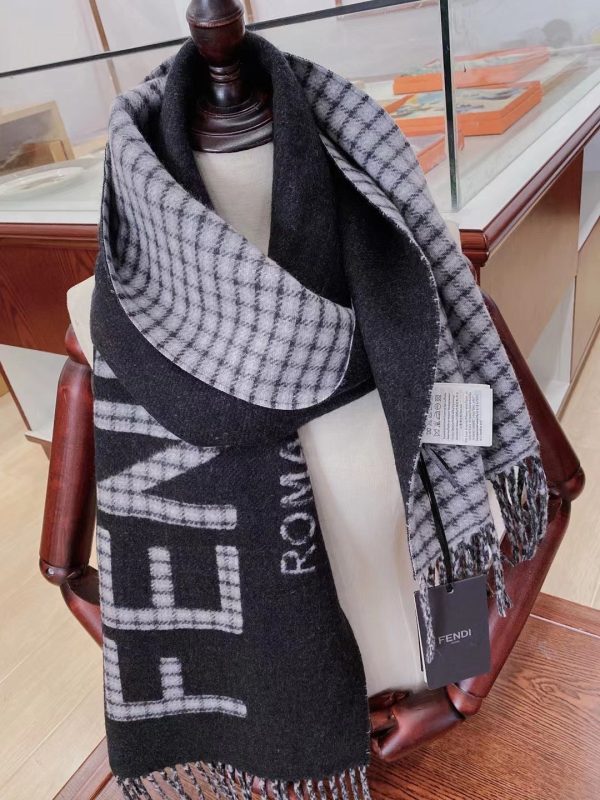 Luxury Edition Fendi Scarf 010