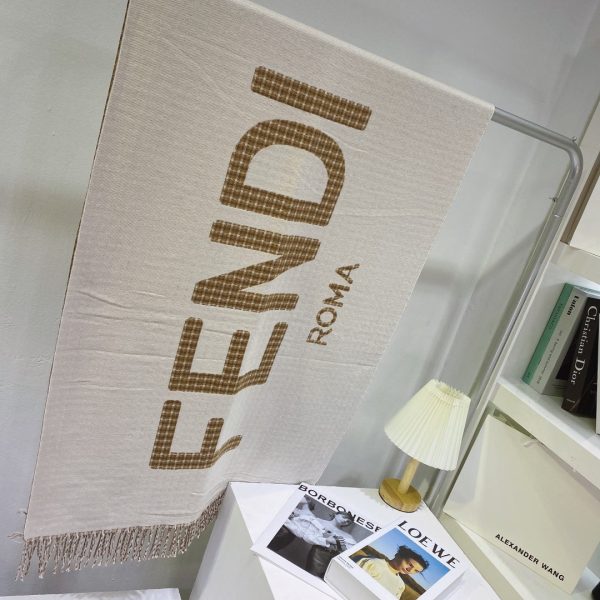 Luxury Edition Fendi Scarf 002