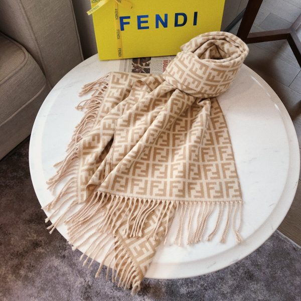 Luxury Edition Fendi Scarf 015