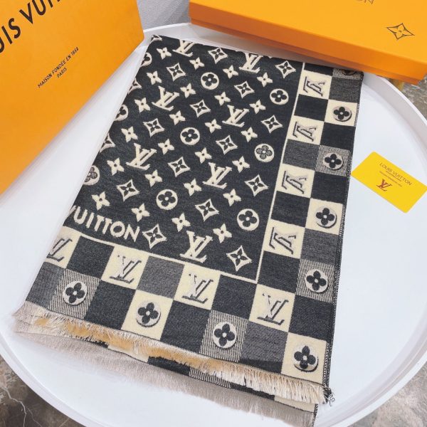 Luxury Edition LV Scarf 017