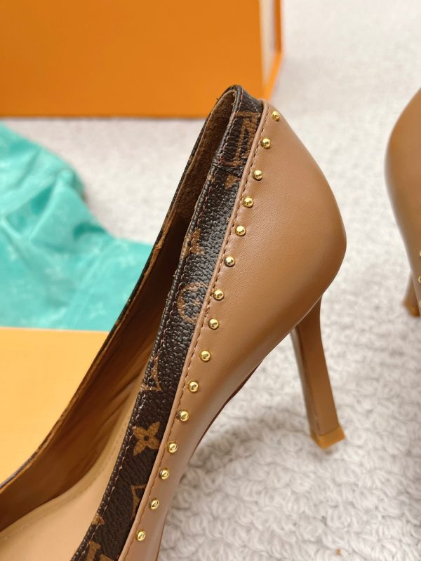 Designer LV High Heel Shoes 042