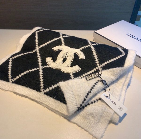 Luxury Edition Chanel Scarf 011